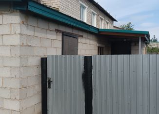 Продам трехкомнатную квартиру, 58 м2, село Кармаскалы, Высоковольтная улица, 16