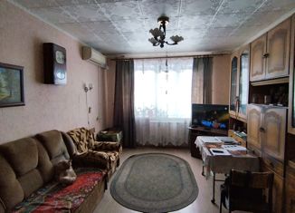 Продам трехкомнатную квартиру, 63.7 м2, Орловская область, Комсомольская улица, 286