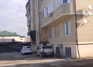 Продажа 1-ком. квартиры, 41 м2, поселок городского типа Мамедкала, улица Гагарина, 3А