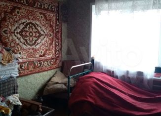 Продажа 3-комнатной квартиры, 64 м2, Старая Русса, улица Яковлева, 39