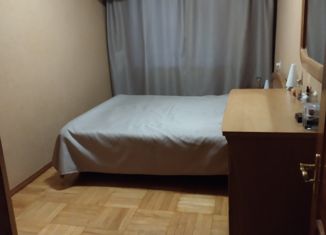 Продам 3-ком. квартиру, 58 м2, Краснодарский край, улица Айвазовского, 96