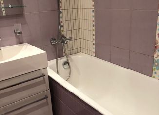 Продаю двухкомнатную квартиру, 47 м2, Москва, Веерная улица, 3к3, Веерная улица