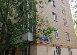 Продажа 3-комнатной квартиры, 58 м2, Москва, улица Фабрициуса, 16, станция Тушинская