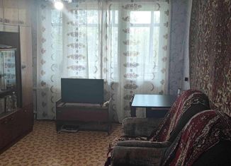Продается 3-комнатная квартира, 61.2 м2, село Александровка, улица Долганова, 6
