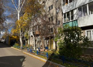 Продам 3-ком. квартиру, 53 м2, Екатеринбург, Варшавская улица, 38, Варшавская улица