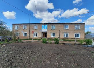 Продам однокомнатную квартиру, 35 м2, село Киргиз-Мияки, улица Салавата Юлаева, 24