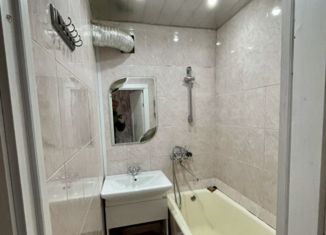 Продажа 3-комнатной квартиры, 57.7 м2, Шлиссельбург, улица Кирова, 4