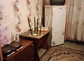 Продаю комнату, 12.3 м2, Красноярск, Советский район, проспект Металлургов, 28В