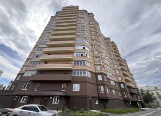 Трехкомнатная квартира на продажу, 100 м2, Челябинская область, улица Доватора, 46А