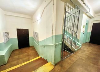 Продаю 2-комнатную квартиру, 46 м2, Арсеньев, улица Жуковского, 35