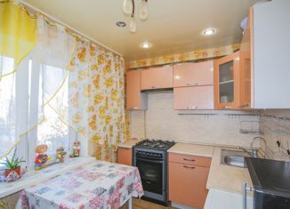 Продается трехкомнатная квартира, 59 м2, Екатеринбург, улица Колмогорова, 67, улица Колмогорова