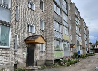 2-комнатная квартира на продажу, 50.3 м2, Котельнич, улица Луначарского, 137/1