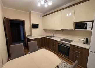 Продается 2-ком. квартира, 58.3 м2, Новосибирск, улица Серебряные Ключи, 6, улица Серебряные Ключи