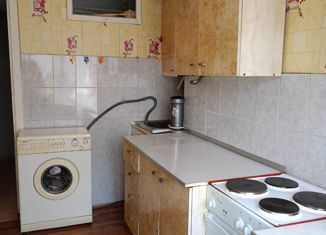 Продажа 2-комнатной квартиры, 43.3 м2, Кемеровская область, улица 40 лет ВЛКСМ, 106