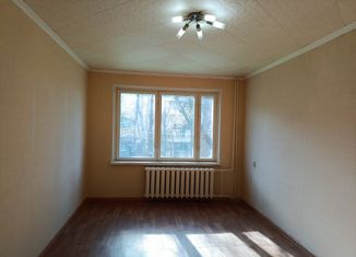 Продаю 2-комнатную квартиру, 47.4 м2, Железногорск, улица Гагарина, 13к1