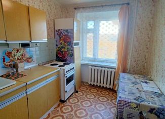 Продается однокомнатная квартира, 41.3 м2, Глазов, улица Карла Маркса, 3