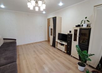 Продам 2-ком. квартиру, 50 м2, Татарстан, улица Нур Баяна, 37