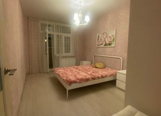 2-ком. квартира в аренду, 70 м2, Краснодар, улица имени Жлобы, 139