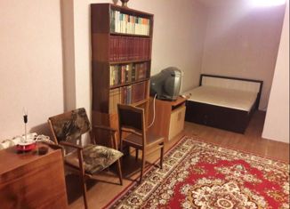 Сдача в аренду 1-ком. квартиры, 40 м2, Миасс, Ялтинская улица, 10