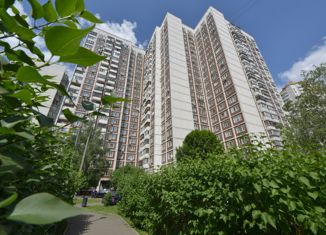 Продаю однокомнатную квартиру, 39 м2, Москва, бульвар Адмирала Ушакова, 3, метро Улица Скобелевская