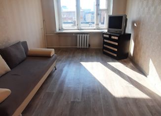 Сдаю в аренду комнату, 17.4 м2, Ижевск, улица Коммунаров, 351, жилой район Север