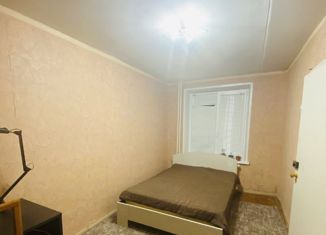 2-комнатная квартира в аренду, 45 м2, Москва, улица Винокурова, 26к2, улица Винокурова