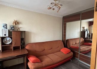 Продается трехкомнатная квартира, 60 м2, Кемеровская область, Коммунистическая улица, 90