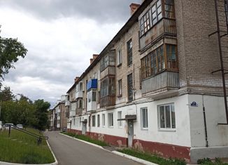 Продается двухкомнатная квартира, 42.4 м2, Соликамск, улица Матросова, 37