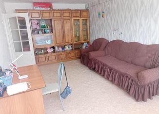 Продаю 1-комнатную квартиру, 32 м2, Кемеровская область, улица Просвещения, 201А