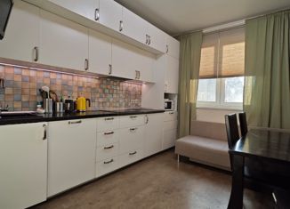 Продам двухкомнатную квартиру, 60.9 м2, посёлок Коммунарка, улица Александры Монаховой, 23