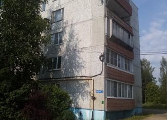 Продаю 1-ком. квартиру, 36.9 м2, деревня Трегубово, Школьная улица, 5