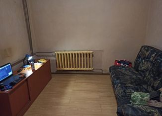Продажа комнаты, 80 м2, Екатеринбург, улица Старых Большевиков, 28, улица Старых Большевиков