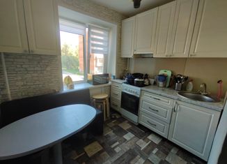 Продам 4-ком. квартиру, 62 м2, Брянск, улица Академика Королёва, 5, Володарский район