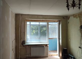 Продам 1-комнатную квартиру, 32.4 м2, Новомосковск, Коммунистическая улица, 28