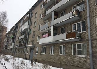Продажа 2-комнатной квартиры, 45 м2, посёлок Металлострой, улица Богайчука, 16