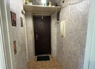 Сдам в аренду двухкомнатную квартиру, 39 м2, Канск, улица 40 лет Октября, 1/2