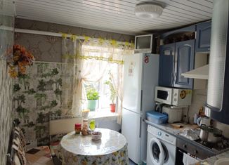 3-комнатная квартира на продажу, 51.3 м2, Соль-Илецк, улица Чайковского, 2