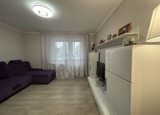 Продажа 1-ком. квартиры, 33.9 м2, посёлок городского типа Тайцы, Санаторская улица, 16А