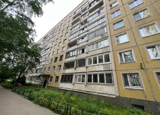 Однокомнатная квартира на продажу, 34 м2, Санкт-Петербург, улица Асафьева, 12к1, метро Проспект Просвещения