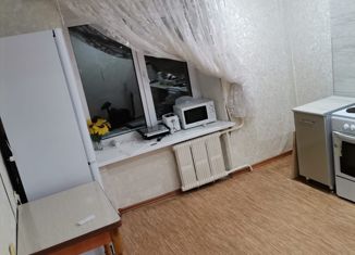 Продается двухкомнатная квартира, 45 м2, Нижнекамск, улица 30 лет Победы, 2/39