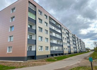Продается 2-комнатная квартира, 54.6 м2, поселок Торковичи, 1-я Железнодорожная улица, 7А