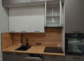 Продаю 2-ком. квартиру, 52 м2, Нерюнгри, улица Карла Маркса, 9/3