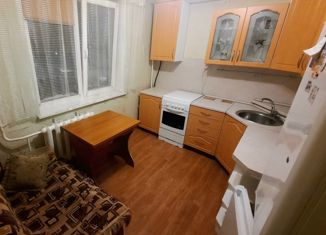 Продам 1-комнатную квартиру, 39 м2, Смоленск, Ленинский район, Кловская улица, 40
