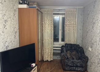 Продаю 1-комнатную квартиру, 28 м2, Радужный, 4-й микрорайон, 1