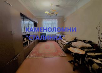 2-комнатная квартира на продажу, 56 м2, рабочий посёлок Каменоломни, улица Дзержинского, 1