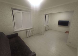 Продаю однокомнатную квартиру, 38 м2, Петропавловск-Камчатский, Дальняя улица, 48, микрорайон Кирпичики