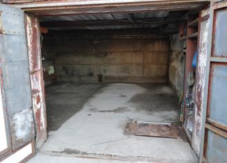 Продаю гараж, 49.7 м2, Владивосток, Советский район, проспект 100-летия Владивостока, 153