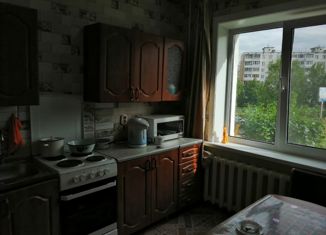 Продается двухкомнатная квартира, 48 м2, Шимановск, 2-й микрорайон, 47