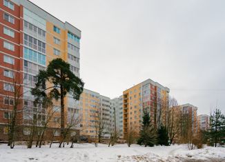 Продаю 3-ком. квартиру, 73.5 м2, Сестрорецк, Малая Ленинградская улица