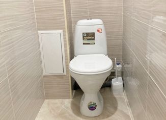 Продается трехкомнатная квартира, 60.5 м2, Нижний Новгород, улица Старых Производственников, 13, улица Старых Производственников